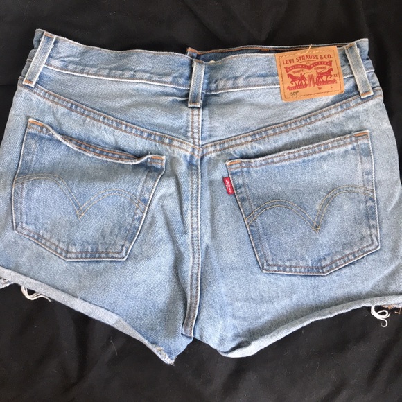 Levi’s 501 Denim Shorts - Picture 2 of 3
